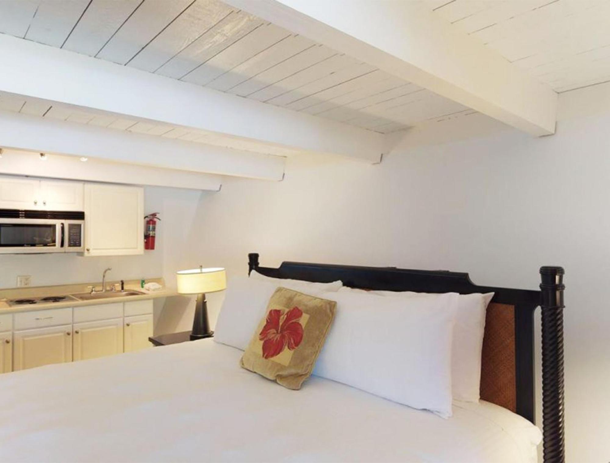 Hotel Moloka'I Канакакей Екстериор снимка