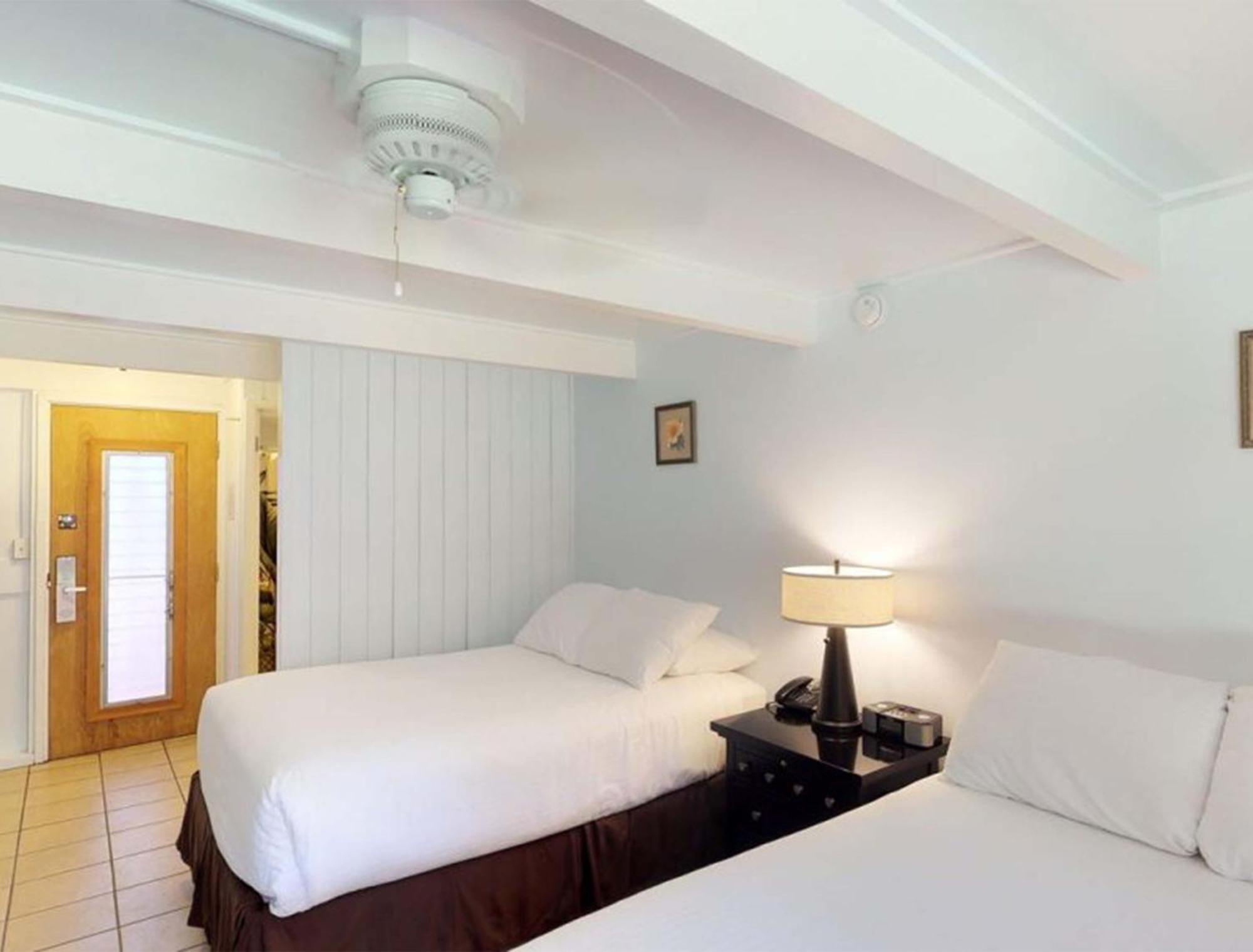 Hotel Moloka'I Канакакей Екстериор снимка